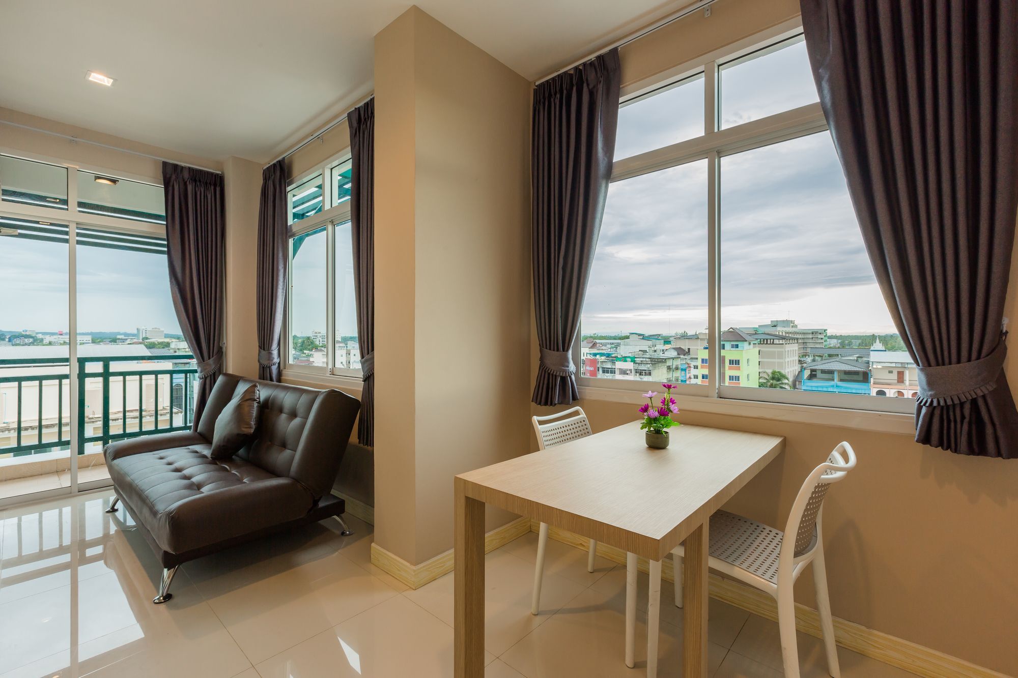 Evergreen Suite Hotel Surat Thani Luaran gambar